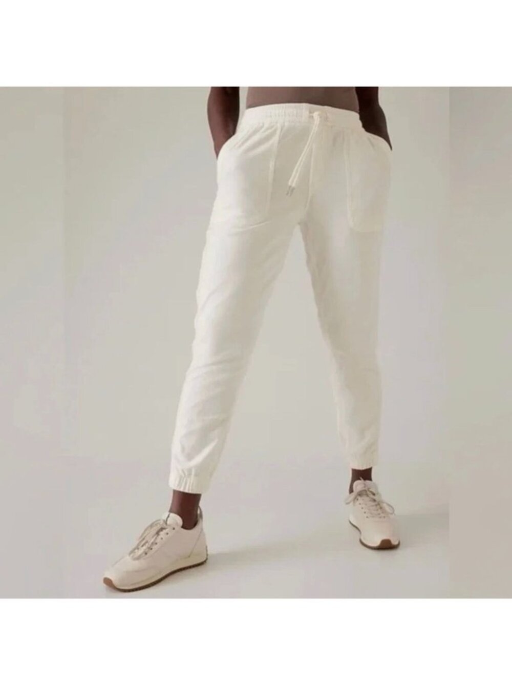 Athleta Farrallon Jogger Women 2 White Pant Drawstring Summer Athleisure Casual